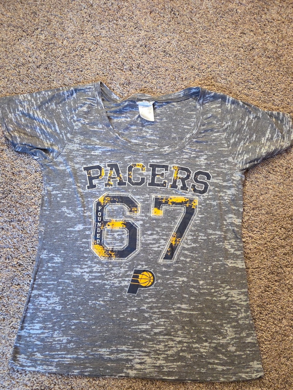 Indiana Pacers '67 Graphic Tee with Yellow Accents Women's Size Large
